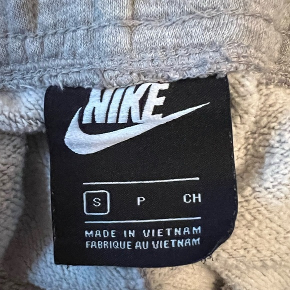 Grey nike sweatpants // small - Picture 3 of 5